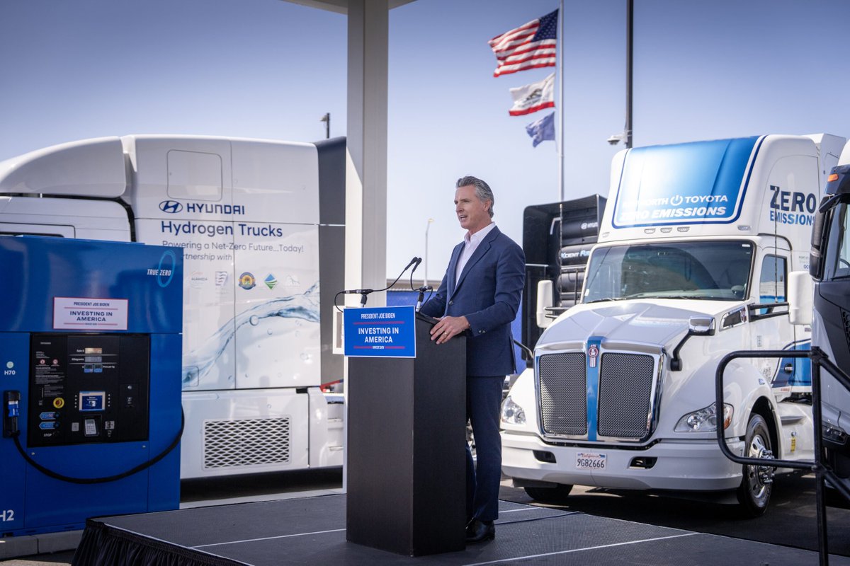 Governor Newsom Press Office (@govpressoffice) on Twitter photo Last month, CA became the 1st state to launch a clean, renewable hydrogen hub.
Today, @CAGovernor Newsom, <a href="/ENERGY/">U.S. Department of Energy</a> Under Secretary Crane & <a href="/SenAlexPadilla/">Senator Alex Padilla</a>, along side other leaders, gathered in Oakland to celebrate this landmark commitment to build & expand clean energy in CA. Last month, CA became the 1st state to launch a clean, renewable hydrogen hub.
Today, @CAGovernor Newsom, <a href="/ENERGY/">U.S. Department of Energy</a> Under Secretary Crane & <a href="/SenAlexPadilla/">Senator Alex Padilla</a>, along side other leaders, gathered in Oakland to celebrate this landmark commitment to build & expand clean energy in CA.
