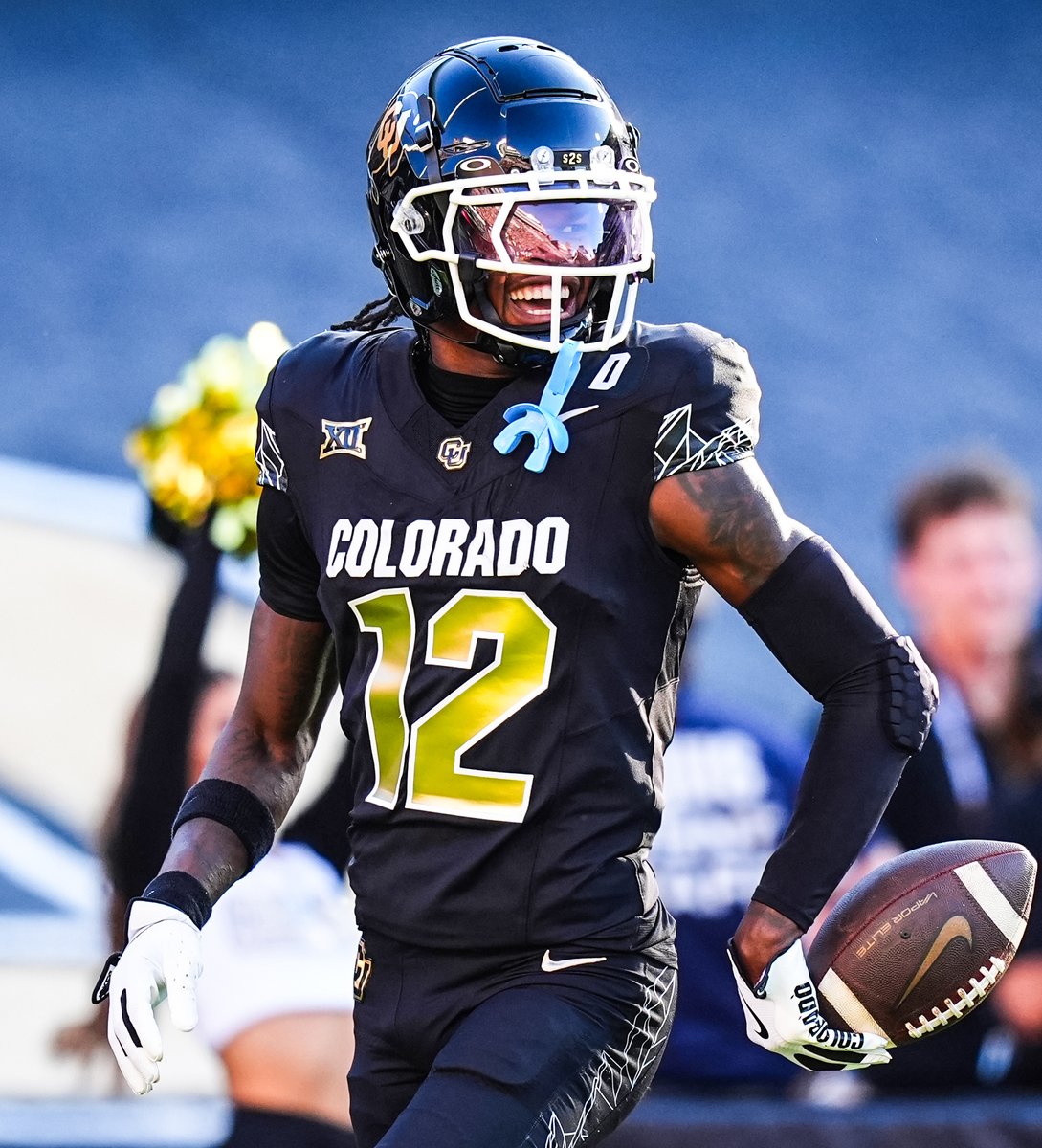 FOS's tweet image. Colorado's win over North Dakota State averaged 4.8M viewers, peaking at 5.6M.

It was ESPN's best Thursday opener in seven years and up 49% over last season's.