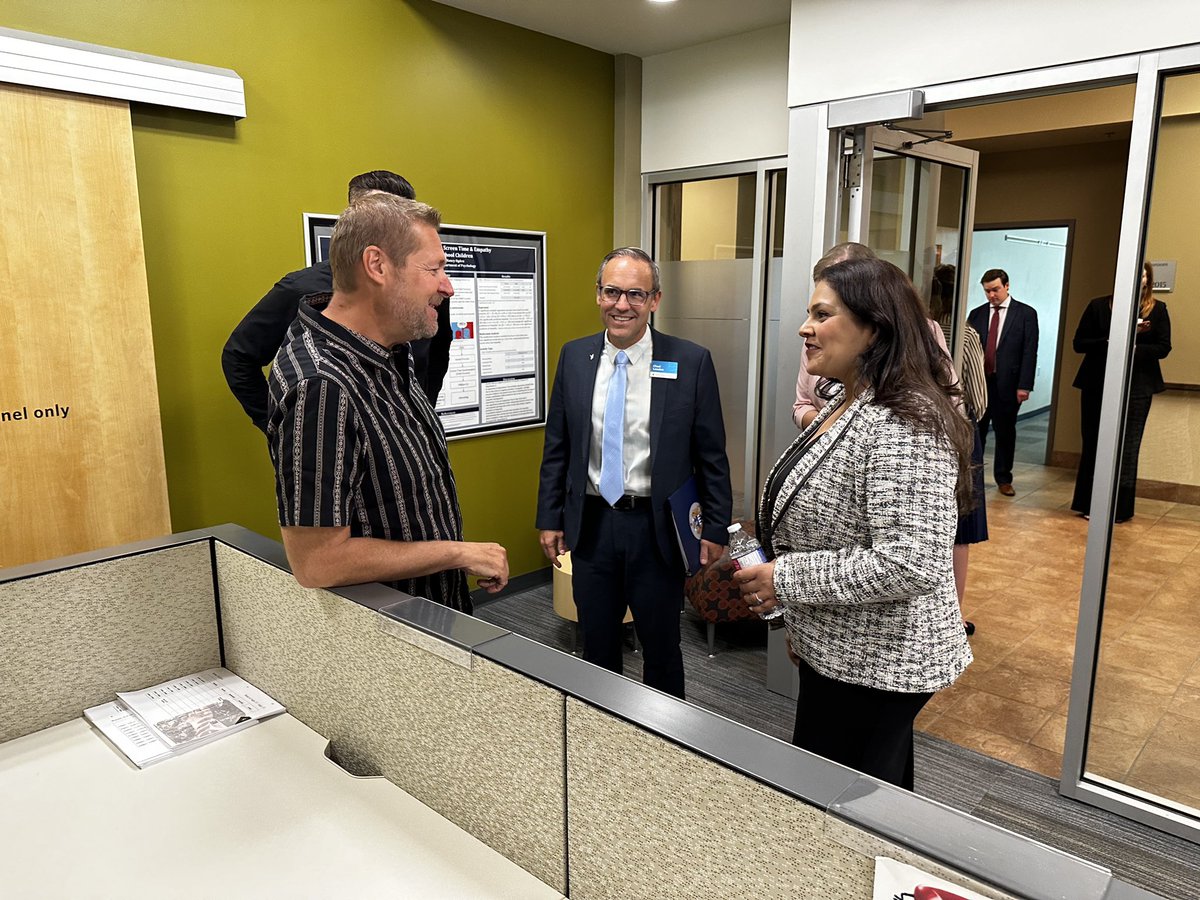 Thank you to everyone from Mount Royal for the tour of your Centre for Psychological Innovation! 

It was encouraging to see the research and practical learning experiences helping advance the field of psychology in Alberta.