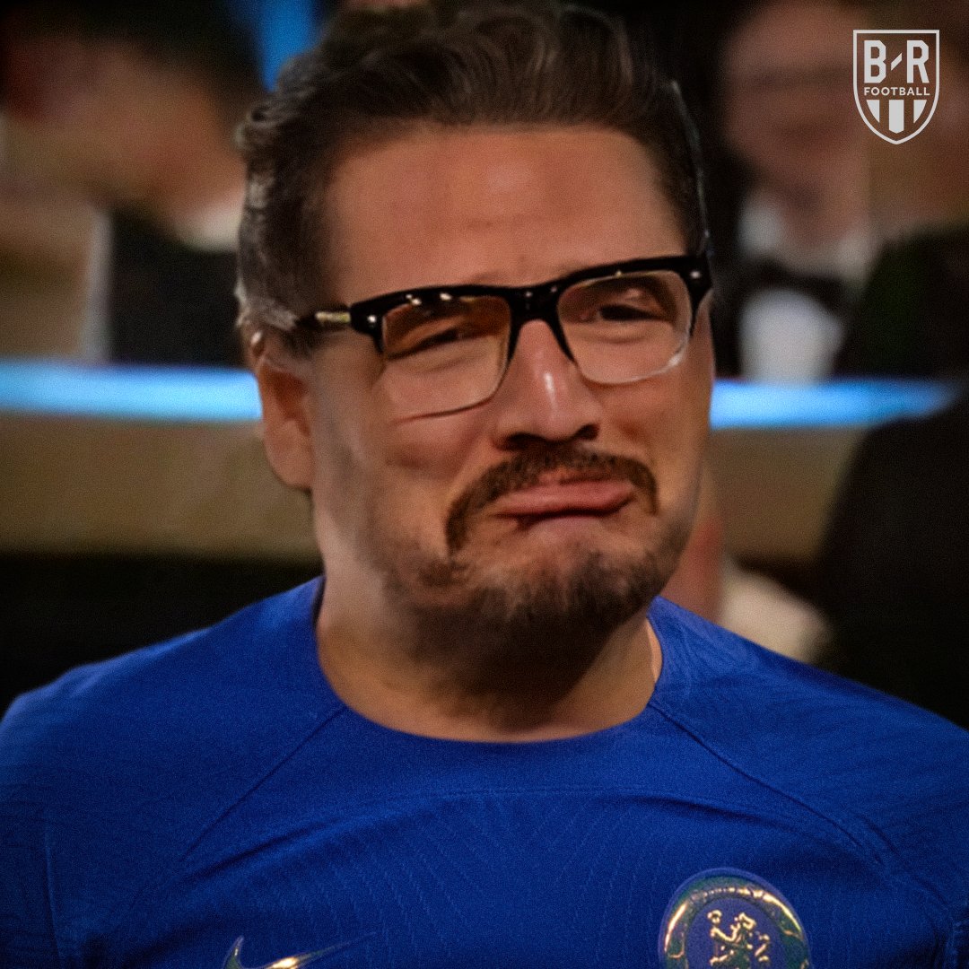 Chelsea fans watching the club go after Victor Osimhen all summer only for the deal to collapse on deadline day 🫠