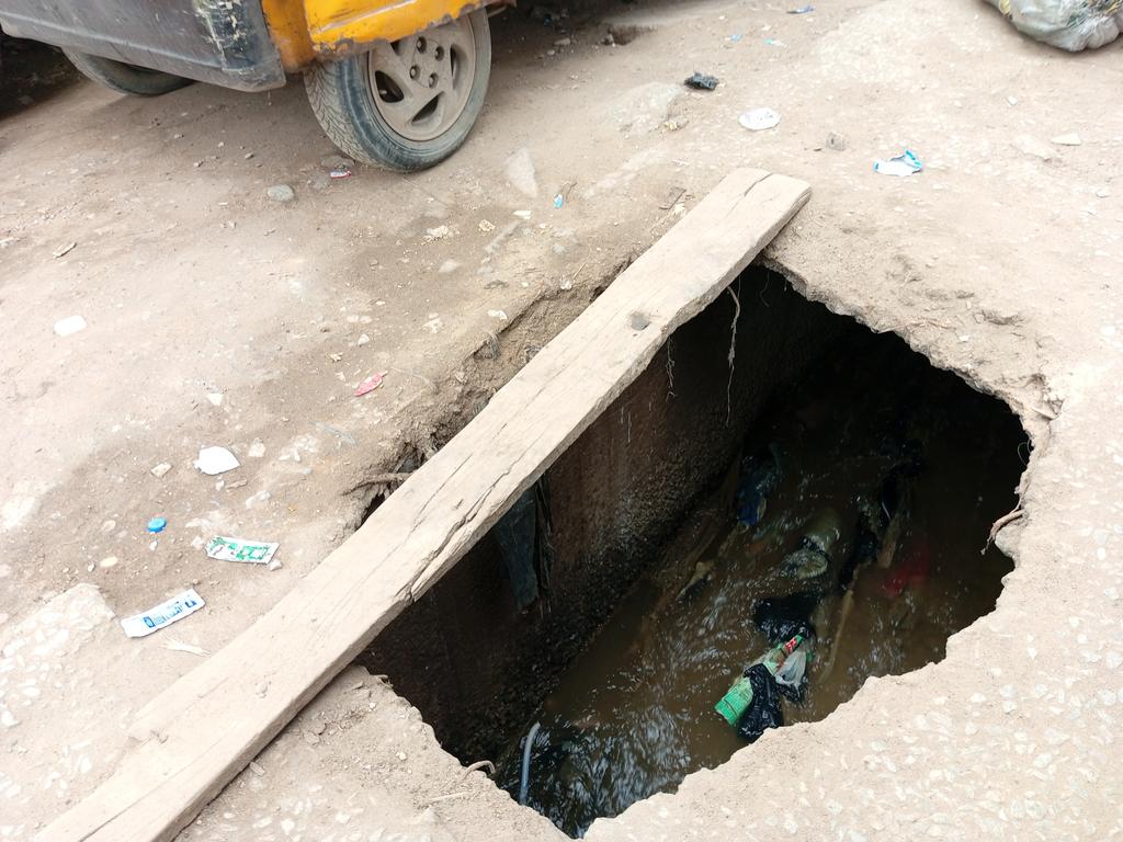Bose Adelaja (@adelajaabosede) on Twitter photo This manhole at Ketu, Lagos State needs attention. 
It's very close to the point where passengers board commercial tricyclists to Secretariat/Magodo.
<a href="/tokunbo_wahab/">Tokunbo Wahab</a> 
<a href="/followlasg/">The Lagos State Govt</a> 
<a href="/LSPWC_Official/">Lagos State Public Works</a> 
<a href="/LasgMOE/">Lagos Min of the Environment and Water Resources</a> 
<a href="/channelstv/">Channels Television</a> 
<a href="/ruffydfire/">oseni rufai</a> 
<a href="/Ade1969Abosede/">Citizens1234Compass</a> 
<a href="/jidesanwoolu/">Babajide Sanwo-Olu</a>
<a href="/afreecanimage/">DUROJAIYE BABATUNDE</a> This manhole at Ketu, Lagos State needs attention. 
It's very close to the point where passengers board commercial tricyclists to Secretariat/Magodo.
<a href="/tokunbo_wahab/">Tokunbo Wahab</a> 
<a href="/followlasg/">The Lagos State Govt</a> 
<a href="/LSPWC_Official/">Lagos State Public Works</a> 
<a href="/LasgMOE/">Lagos Min of the Environment and Water Resources</a> 
<a href="/channelstv/">Channels Television</a> 
<a href="/ruffydfire/">oseni rufai</a> 
<a href="/Ade1969Abosede/">Citizens1234Compass</a> 
<a href="/jidesanwoolu/">Babajide Sanwo-Olu</a>
<a href="/afreecanimage/">DUROJAIYE BABATUNDE</a>