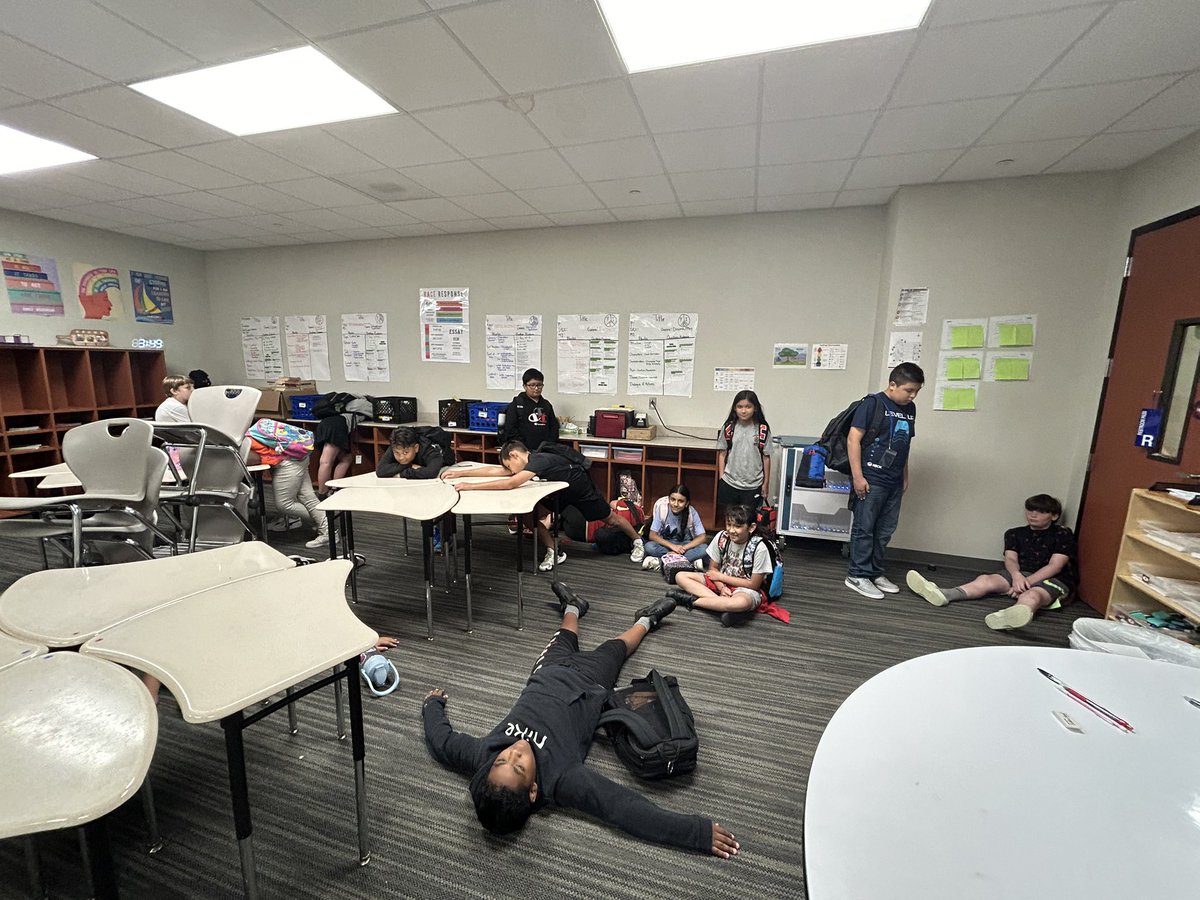 Isla Lewis tweet media