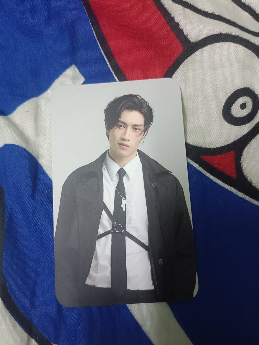 เทขายการ์ดค่ะ ต้า 400 พี่มาย 150 ไบเบิ้ล 100 ส่งฟรีค่ะ
#ตลาดนัดคินน์พอร์ช
#ตลาดนัดมาย  #ตลาดนัดคินน์พอร์ช #ตลาดนัดBOC #MilePhakphum #biblesumett     #ta_nannakun  #ตลาดนัดเหนือเมฆ #ตลาดนัดบอค