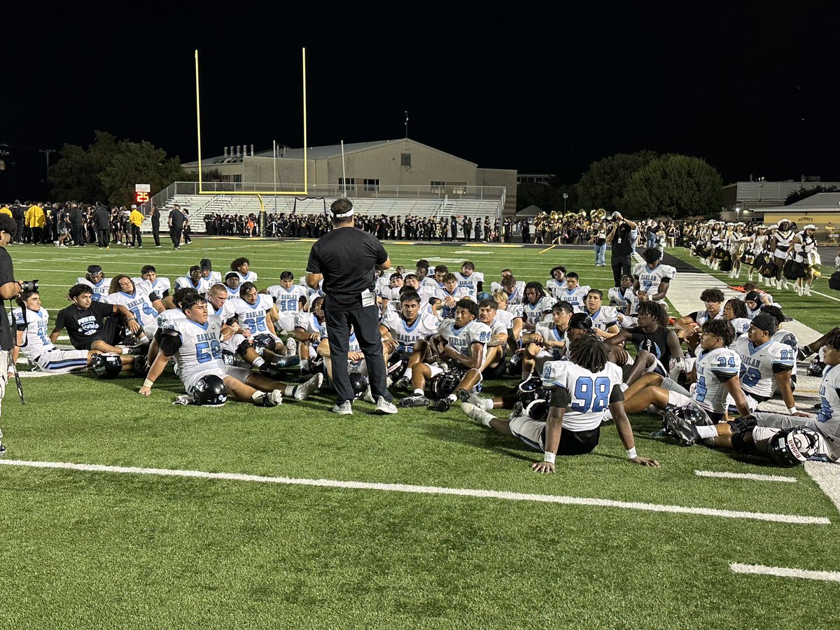 Hawks are bringing the hard fought W back to The Nest!

Let’s Goooooo!