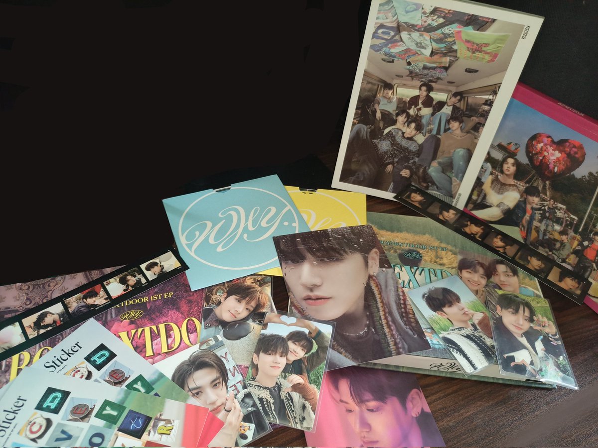 Ivnrckz's tweet photo. *+ . Β° #valmailz β π
π β happy mail from @blueskies4lmk β #miefb
The BND why albums arrived safely ^^ ! Very smooth transaction and was very kind, patient and accommodating to every question I asked T^T THANK YOU SO MUCH PO !!~Λβ https://t.co/oWGyOZqGkS