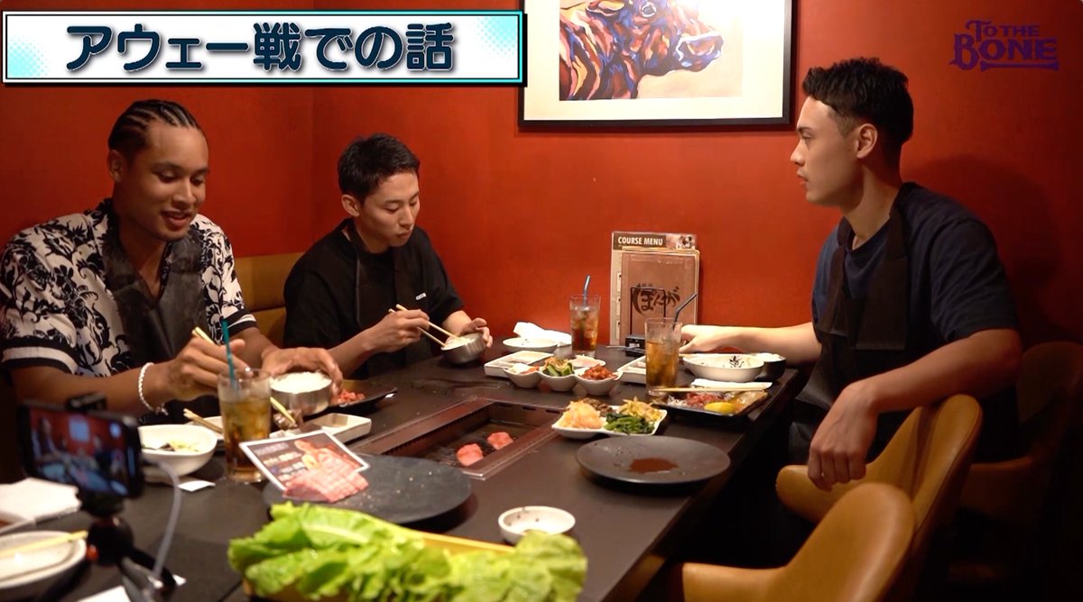 b_corsairs's tweet photo. ＼ 公式YouTube公開 ／
ユーキ＆カイ＆ヒロキの焼肉座談会🥩

🔽ご視聴はこちら
https://t.co/RiYMO8uo1m

仲良し3人組が焼肉を囲んで語り合います🗣️
ただ食べて喋っているだけですので、ラジオ感覚でお聞きください🎧

#ビーコル #河村勇輝 #キング開 #松崎裕樹 
@KawamuraYuki @Kai_king23 https://t.co/YsiK0vyu9t