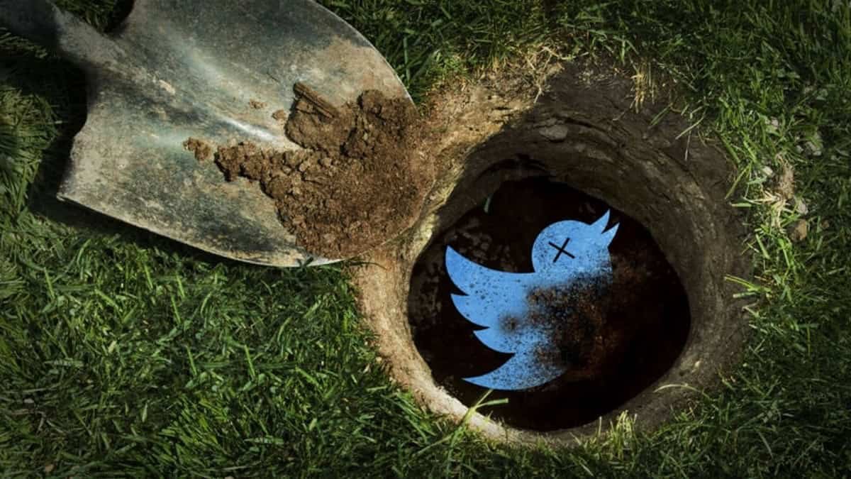 centralreality's tweet photo. 🚨AGORA: Alguns usuários já estão começando a perder o acesso ao Twitter. https://t.co/XOCPU6npbw