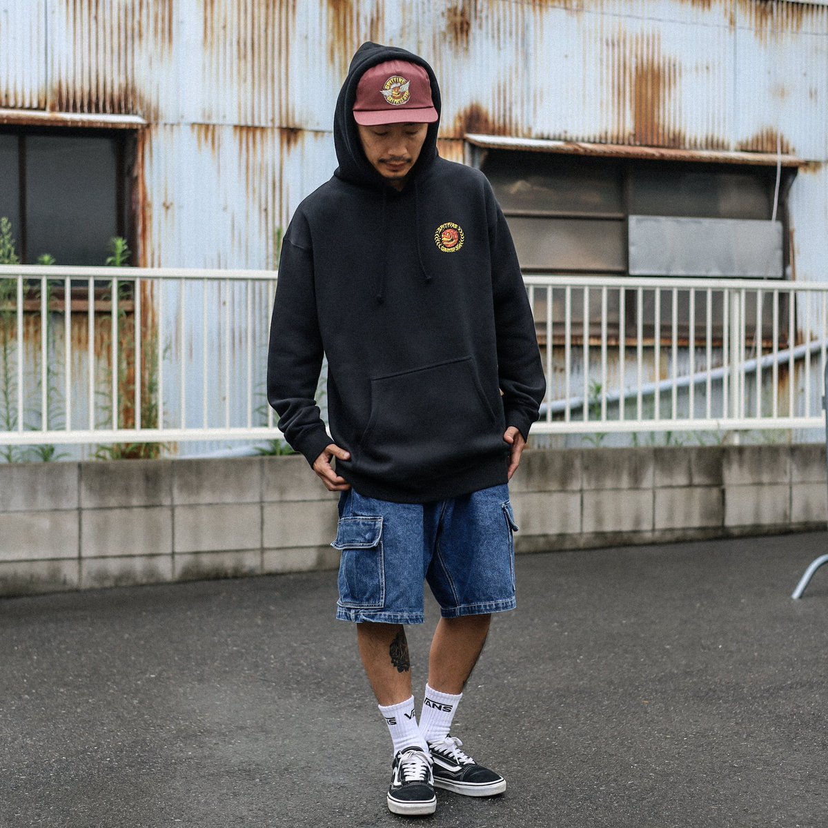 Feelin_osaka's tweet photo. 【SPITFIRE X GRIMPLE STIX】FLYING GRIMPLE HOODIE (BLACK)
173cm Lサイズ着用
https://t.co/z42hhWCSZn
ANTIHEROの派生ブランド #GRIMPLESTIX とのコラボアイテム。
人気グラフィック “FLYING CLASSIC”がGRIMPLE仕様に！
マニア向けながらなんともハイセンスなコラボデザイン。
存在感抜群です。 https://t.co/KRkcTdG9YZ