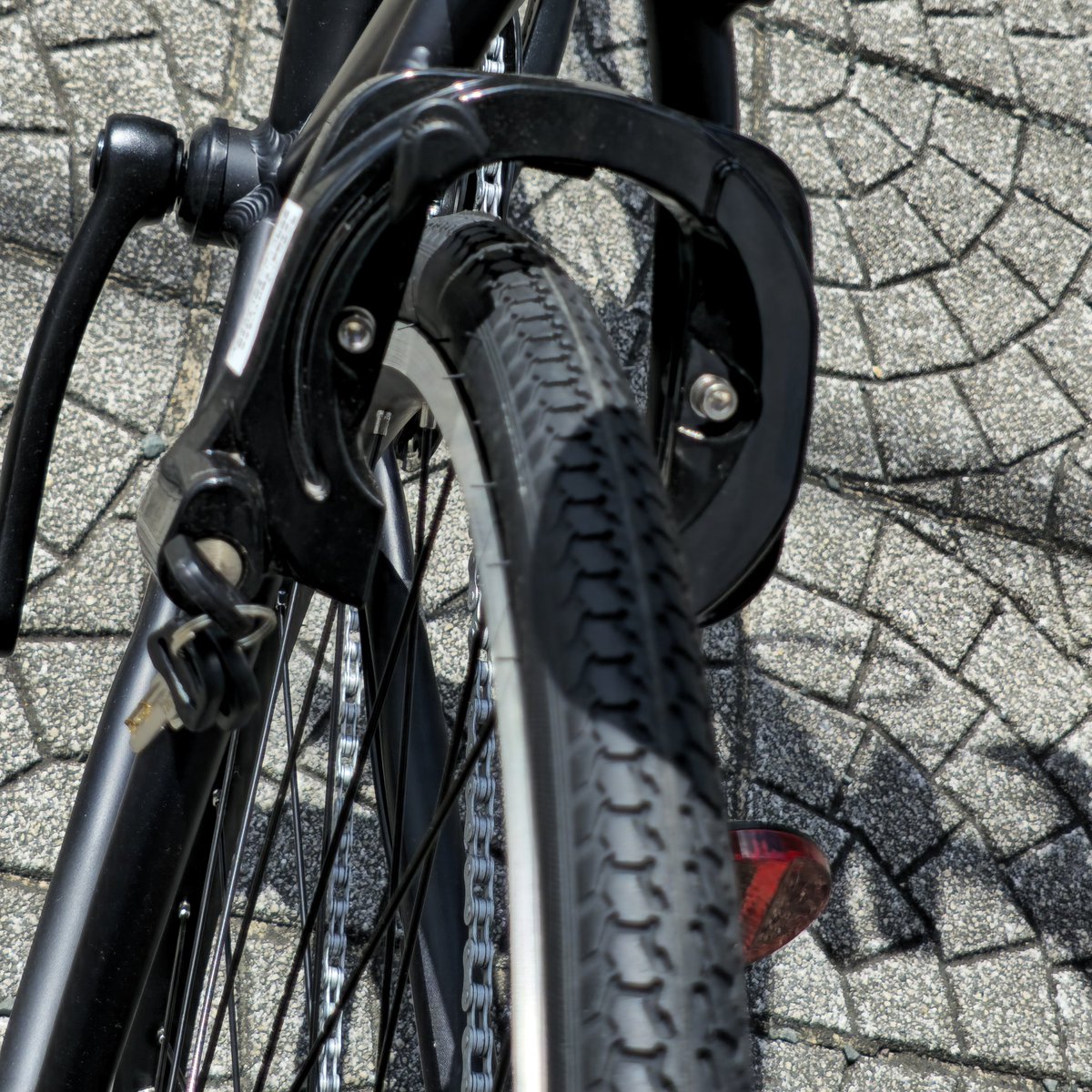 piggy_tail_'s tweet photo. 【在庫車情報】
BRIDGESTONE LB1 (ブリヂストン エルビーワン)
本体価格 38,182円 (税込42,000円)
ライト、スタンド、軽量なアルミフレーム、ローラーブレーキ、6段変速など装備てんこ盛りの1台
#ブリヂストン #BRIDGESTONE #ブリヂストンサイクル #bridgestonecycle #LB1 #エルビーワン https://t.co/qFsJ458qFv