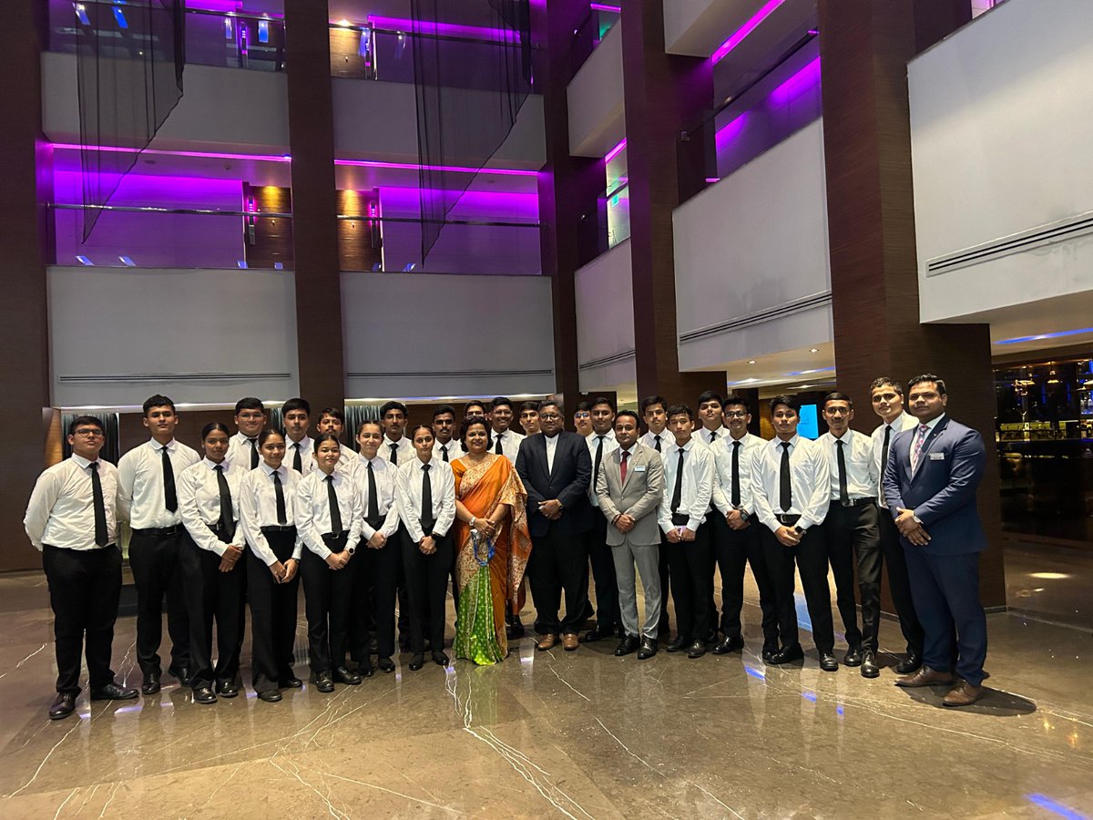 Aihmct1's tweet photo. Students of the 29th course, accompanied by Asst. Prof. Sayantani Karar, had an enriching visit to Radisson Blu Atria, Bangalore. A day filled with industry insights and inspiration! 🌟 #HospitalityLearning #RadissonBluAtria @NorthernComd_IA @SWComd_IA @RadissonHotels https://t.co/Dcu7jrWYxR