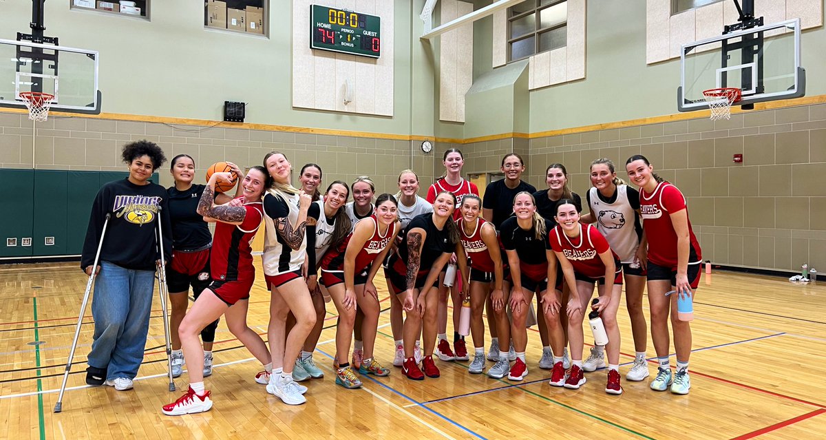 Minot State Women's Hoops (@msubeaverswbb) on Twitter photo Week 1 back on campus and we’re all smiles!
• 2nd Annual “Meet the Beavers” ✅
• <a href="/MSUBeaversFB/">Minot State Football</a> season opener 🏈 (W)
• Some quality time on the court 🏀
#OneTeam #BuildtheDam Week 1 back on campus and we’re all smiles!
• 2nd Annual “Meet the Beavers” ✅
• <a href="/MSUBeaversFB/">Minot State Football</a> season opener 🏈 (W)
• Some quality time on the court 🏀
#OneTeam #BuildtheDam