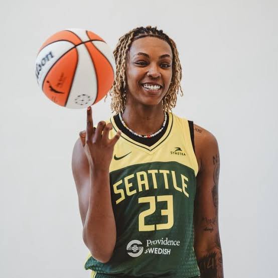 Justin Nelson (@gmjustinnelson) on Twitter photo Huge <a href="/TauihiNZ/">Tauihi Basketball Aotearoa</a> player news!
2023 WNBA draft pick 9 and Seattle Storm star Jordan Horston is coming to NZ to play with <a href="/TokomanawaQueen/">TOKOMANAWA QUEENS</a>
Season tips-off Oct 4 - all games live on <a href="/skysportnz/">Sky Sport NZ</a> <a href="/espn/">ESPN</a> <a href="/FIBA/">FIBA Basketball</a> YouTube Huge <a href="/TauihiNZ/">Tauihi Basketball Aotearoa</a> player news!
2023 WNBA draft pick 9 and Seattle Storm star Jordan Horston is coming to NZ to play with <a href="/TokomanawaQueen/">TOKOMANAWA QUEENS</a>
Season tips-off Oct 4 - all games live on <a href="/skysportnz/">Sky Sport NZ</a> <a href="/espn/">ESPN</a> <a href="/FIBA/">FIBA Basketball</a> YouTube