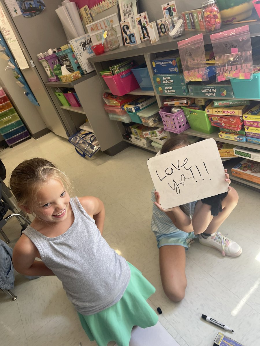 Ms. Hite tweet media