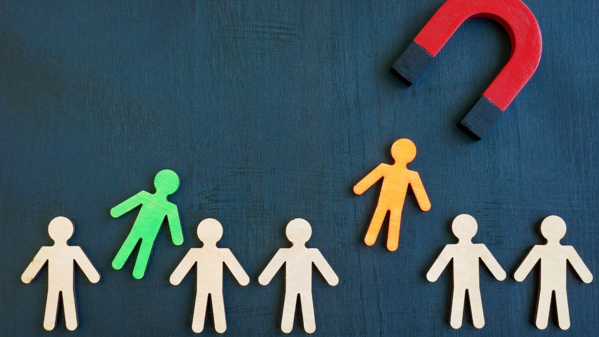 carmap's tweet image. Stop chasing leads and start attracting them! With my done-for-you marketing package, I’ll transform your expertise into a high-impact eBook and a 14-day campaign. This is more than marketing—it’s a lead-generating powerhouse. Ready to start? #EbookStrategy #LeadConversion