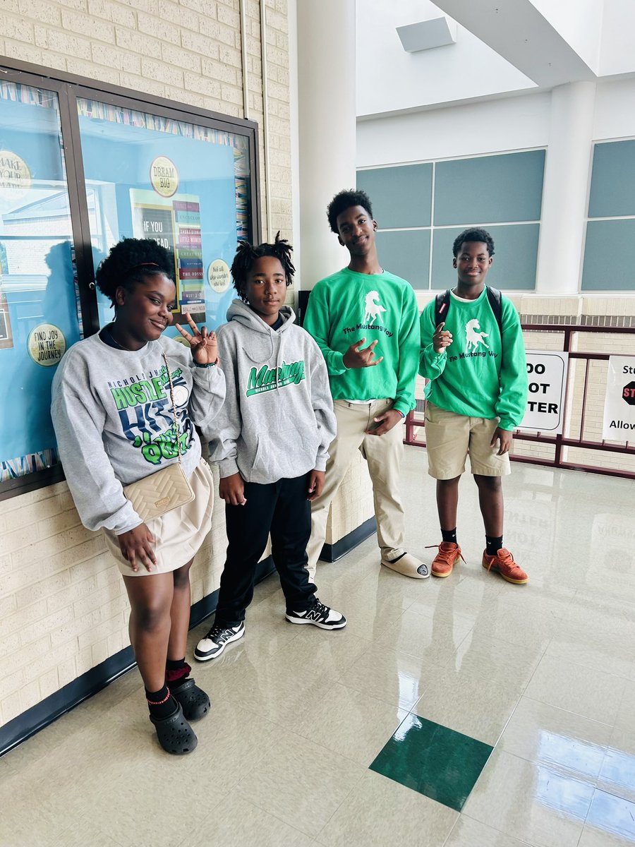 Nichols Jr High (@nicholsmustangs) on Twitter photo It was Mustangs Pride Day at Nichols Junior High School! Our new Teacher was happy on the stairwell. Our scholars were sporting Nichols JHS merchandise with a smile along with our friendly Librarian. Go Mustangs! π
<a href="/ArlingtonISD/">Arlington ISD</a>
<a href="/NicholsMustangs/">Nichols Jr High</a>
@aisdlibsrv It was Mustangs Pride Day at Nichols Junior High School! Our new Teacher was happy on the stairwell. Our scholars were sporting Nichols JHS merchandise with a smile along with our friendly Librarian. Go Mustangs! π
<a href="/ArlingtonISD/">Arlington ISD</a>
<a href="/NicholsMustangs/">Nichols Jr High</a>
@aisdlibsrv
