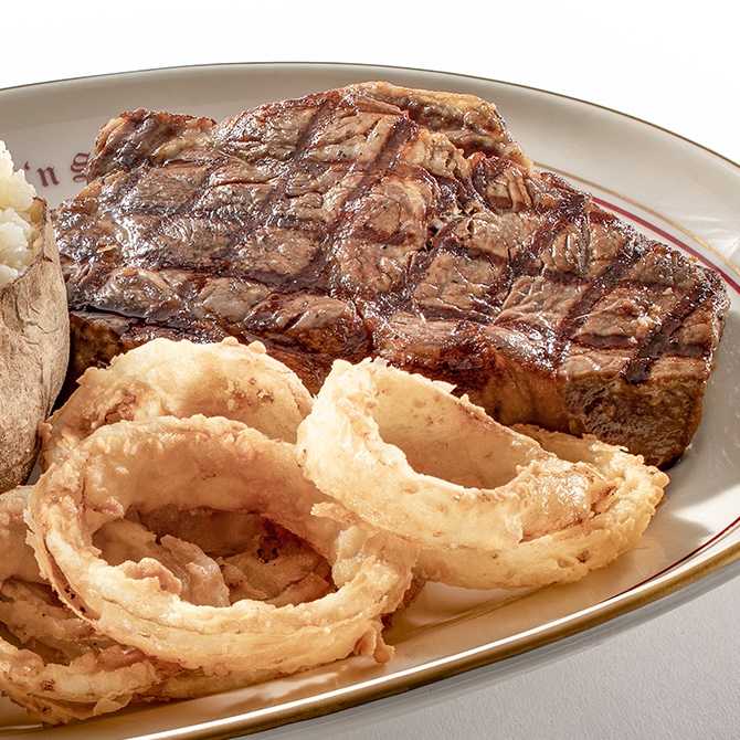 Beststeaknstein's tweet photo. Stake your claim on one of The Stein’s legendary 🥩Bone-In Ribeyes &amp; seal the deal with a 🍸🍹handcrafted cocktail from our bar!

🖥️ https://t.co/aLlPX5gLIe @BestSteakNStein #SteakNStein#TheStein#Clearmans#PicoRivera#TheSteinBar#BoneInRibEye#HandcraftedCocktails#TheSteinBar https://t.co/L67fBDHInz