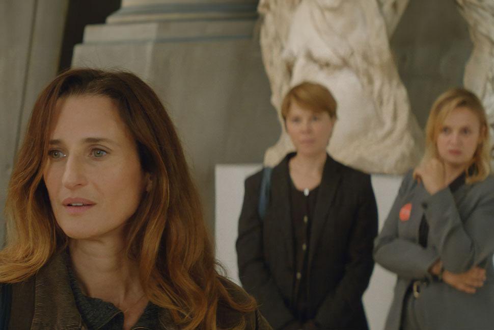 AlekDebicz's tweet image. Today at the #Venezia81 , two films that inadvertently correspond with each other. Both explore hidden desires and the consequences of fulfilling them. Halina Reijn’s #Babygirl focuses on sex and is intense, while Emmanuel Mouret’s #ThreeFriends is lighthearted tale on emotions.