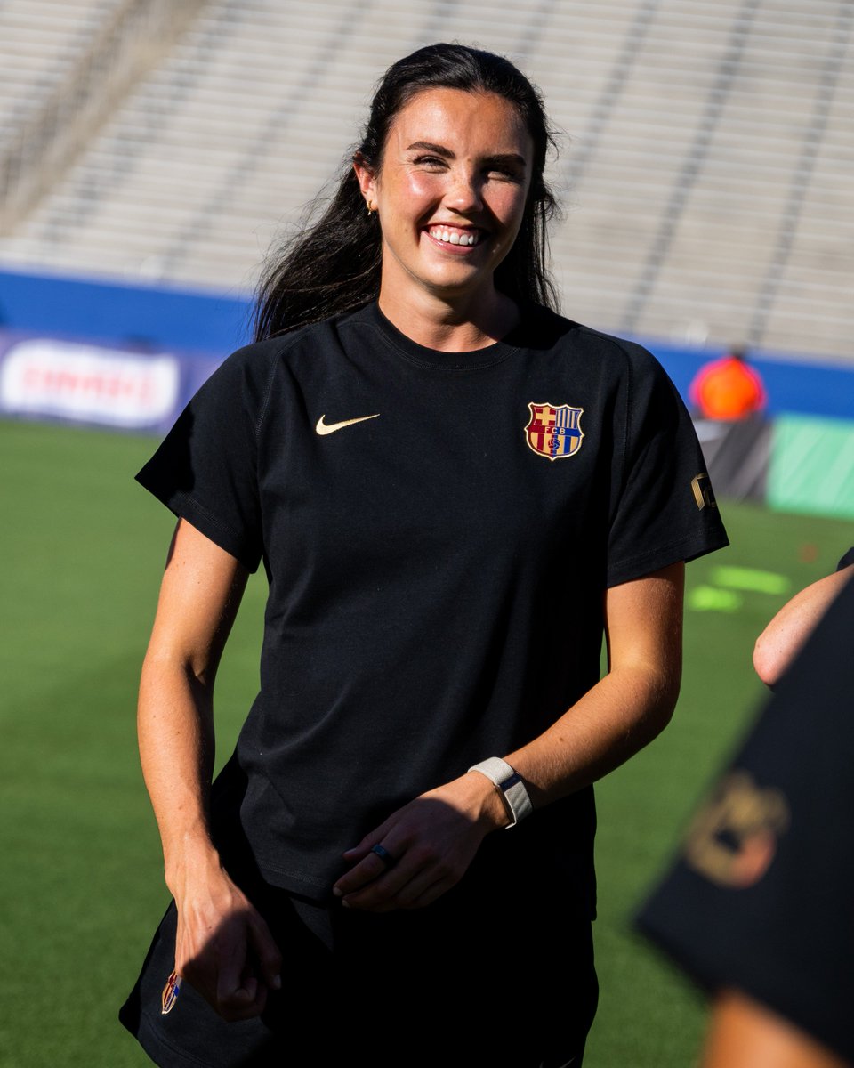 FCBfemeni's tweet photo. "𝐿'𝐼𝑛𝑔𝑟𝑖𝑑 𝑒𝑠𝑡𝑎̀ 𝑚𝑜𝑟𝑒𝑛𝑎" 🎶 https://t.co/VeEAHeYJGl