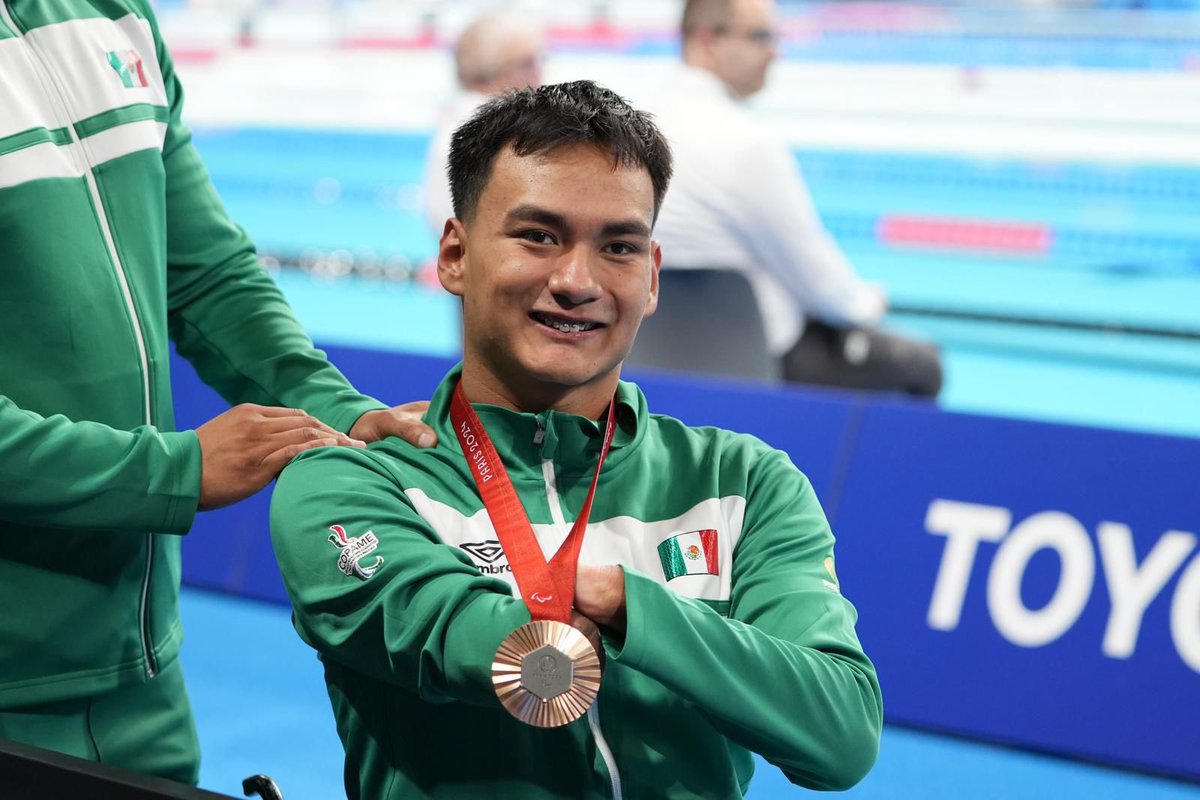 PicksEnCancha's tweet photo. Nuestros cuatro medallistas Paralímpicos ❤️🇲🇽 https://t.co/TxYRj37BIR