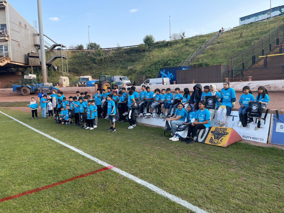 beap_c's tweet photo. A fantastic day at the Bulls Stadium! 130 kids &amp; parents joined us for a BEAP takeover, enjoying pre-match fun, halftime activities &amp; a big 54-0 Bulls win! Huge thanks to @BullsFoundation &amp; @BradfordBullsRL. Excited about this growing partnership! #BEAP 

@SportingEquals @TheRFL https://t.co/V6uG96q6ek