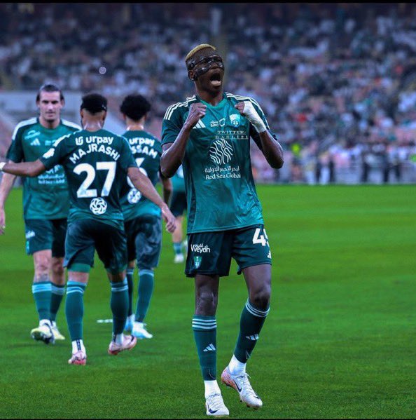 <a href="/ALAHLI_FC/">النادي الأهلي السعودي</a> ماذا لو😢