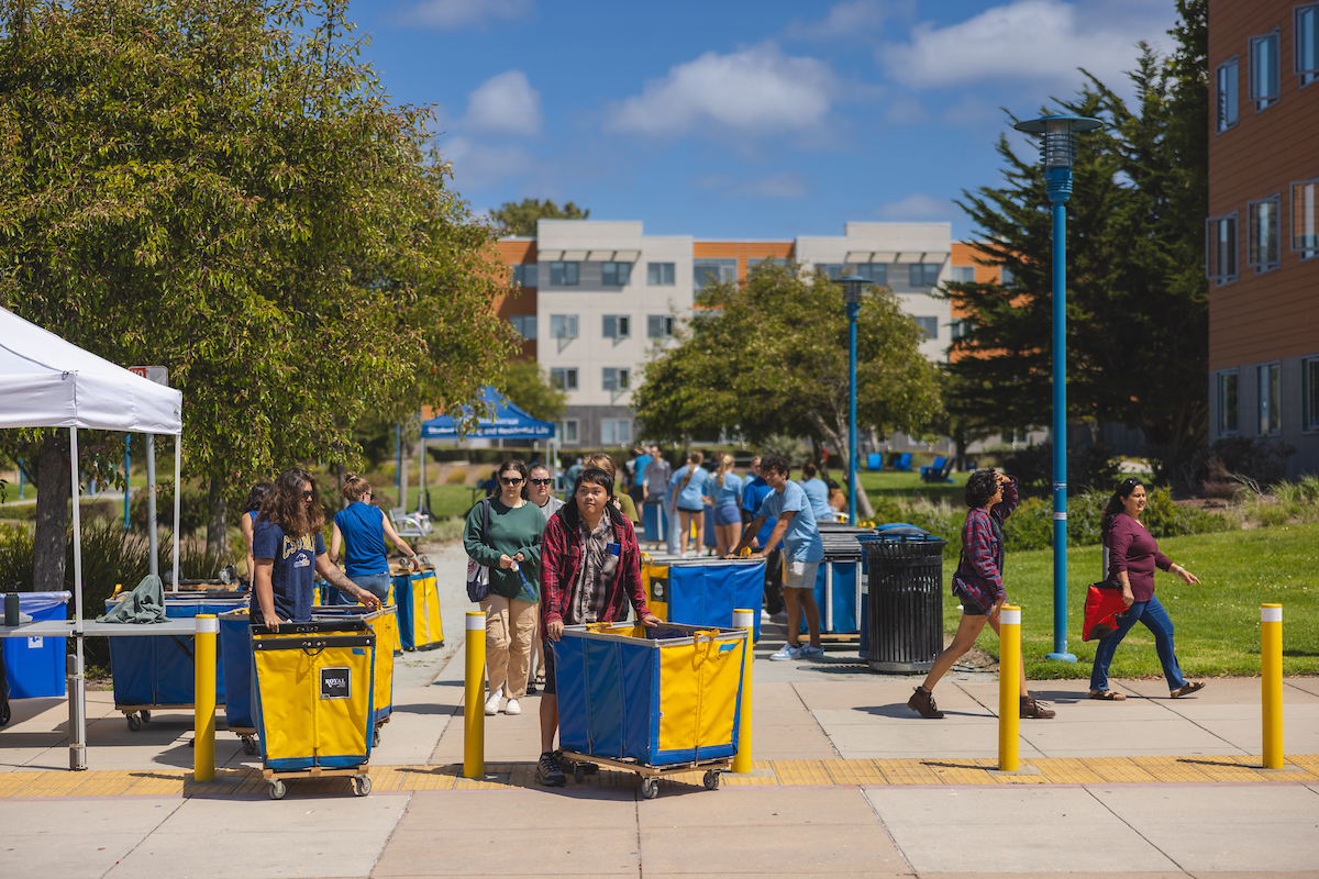 CSUMB's tweet image. 🎬 Week one at #CSUMB is in the books! #WelcomeBackWeek set the tone for an amazing year ahead, and we’re just getting started. 

Let’s make the 2024-2025 academic year one for the record books — here’s to the journey ahead! 💙🙌🎉