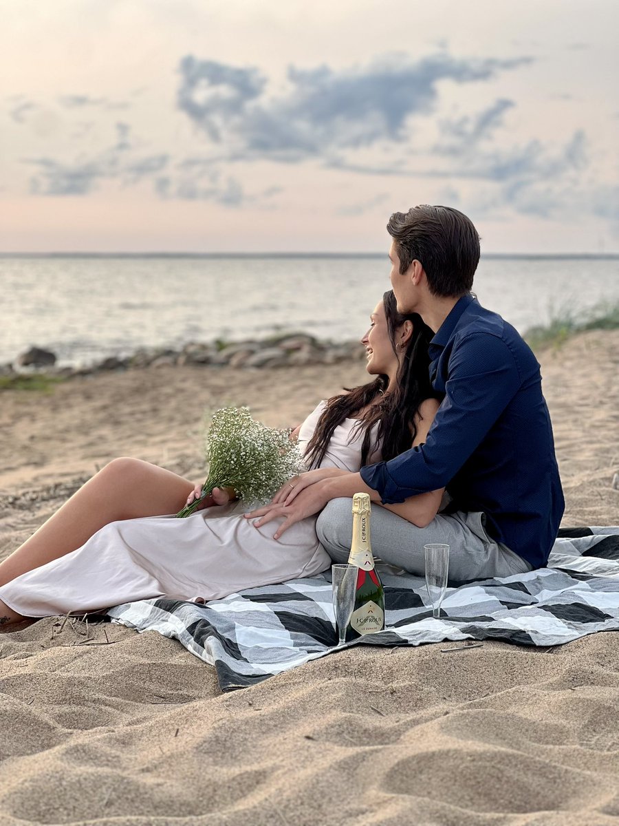 Huomenna sitä ollaan Herra ja Rouva Saarni🫣😍🎉