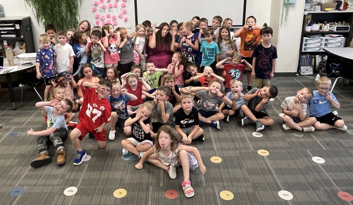 Mrs. Ackart was a mystery reader in <a href="/EPiC_StudioK/">EPiC Studio K</a>. The kiddos loved learning that she has had over 25 pets in her lifetime 🐶🐱🐰🦎We can be just like <a href="/MrsAckart/">Jamie Ackart</a> and know she is a safe adult that we can talk to <a href="/EpicElementary/">EPiC Elementary</a> #sharethegoodLPS <a href="/EpicElementary/">EPiC Elementary</a>