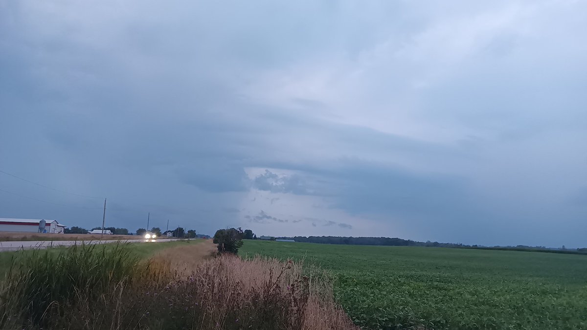 And now we wait. Didn't make it to Grand Bend in time so I'm parked south of Kinburn. #onwx <a href="/mark/">mark</a>