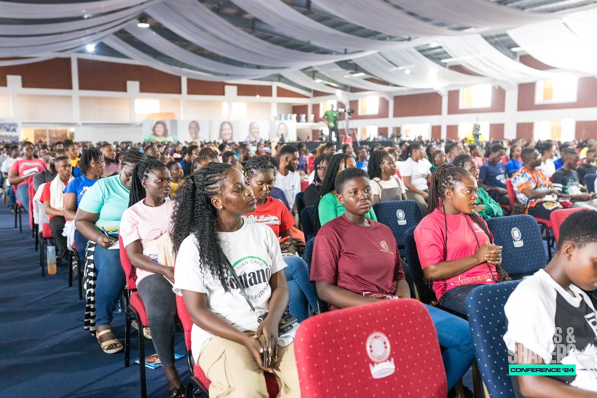 RoyalHseChapel's tweet image. Friday Afternoon with Rev. Paul Amoako was nothing short of God's presence and climaxed with an insightful sermon from Daniel 1:18. To rise 10 levels higher, embrace courage, consistency, face challenges and take fearless choices.

#DontMessWithMe #WMGCamp2024 #MoversAndShakers