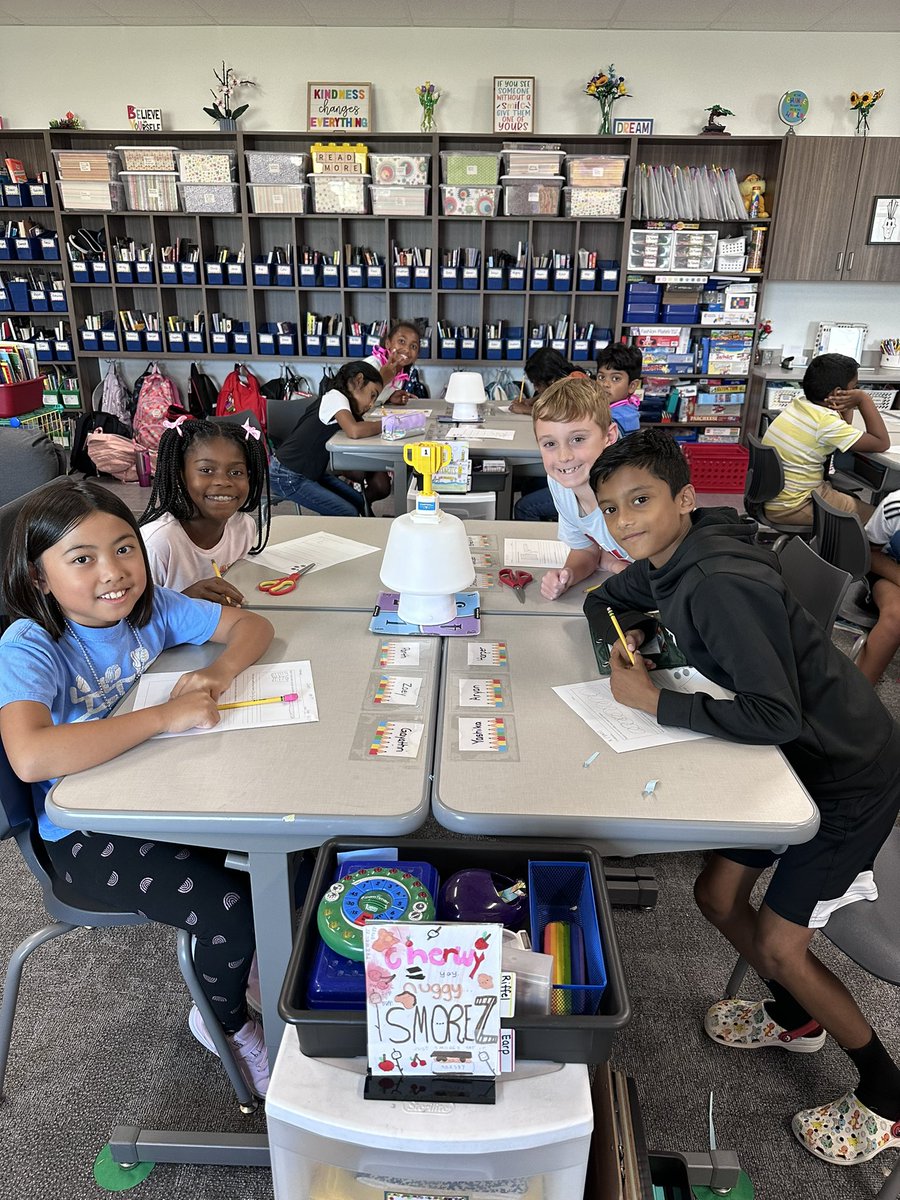 Angela Earp tweet media