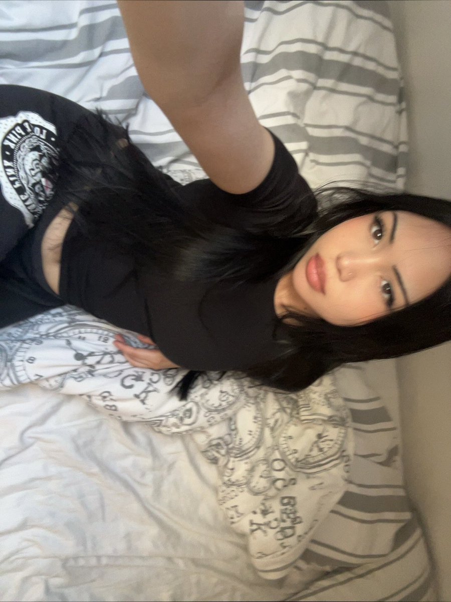 coldbunnyboo tweet media