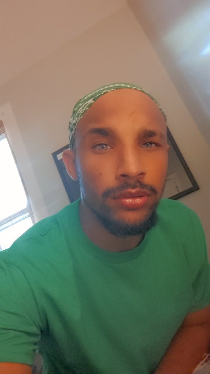 MostHa8ted's tweet photo. I get loud just like my weed , ion watch my tone with niggas 💚 https://t.co/B7J9YCrdir