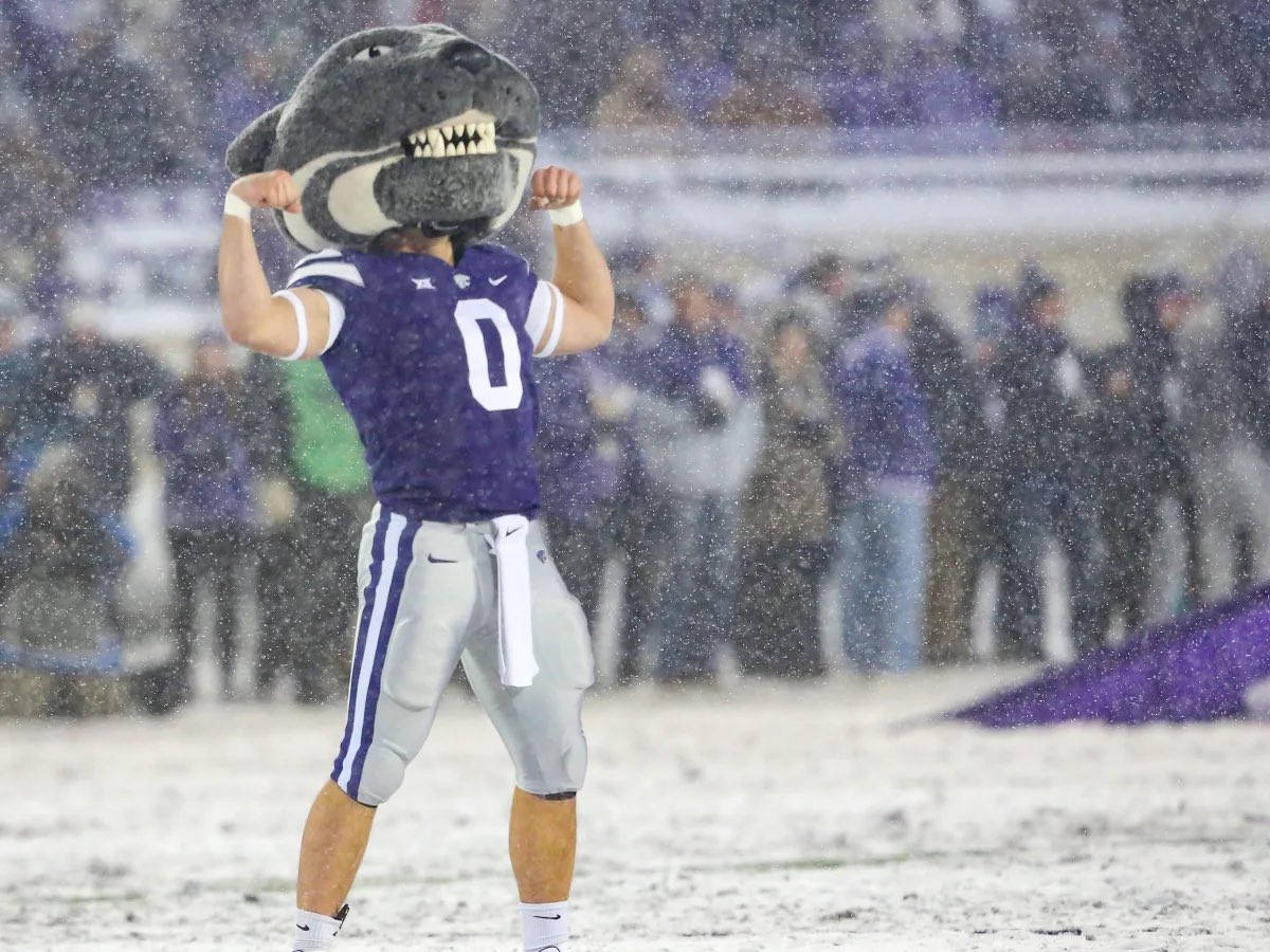 Everyone be sure to leave milk and cookies out for Willie tonight