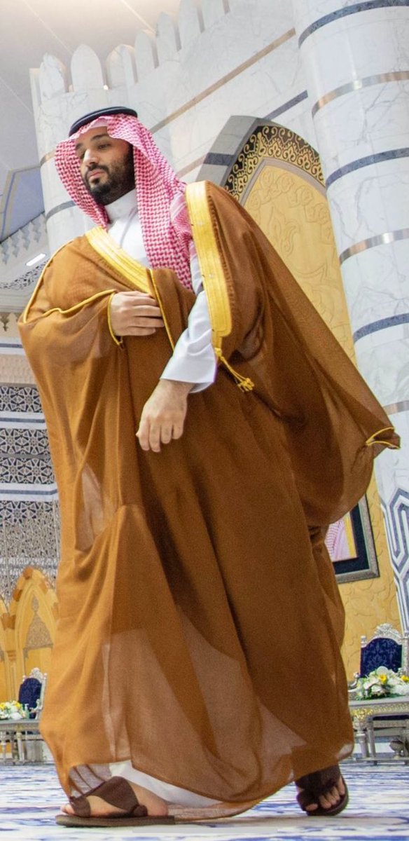 دُمت عزًا وقائدًا 
دُمت فخرًا ومجدًا

#ميلاد_ولي_العهد