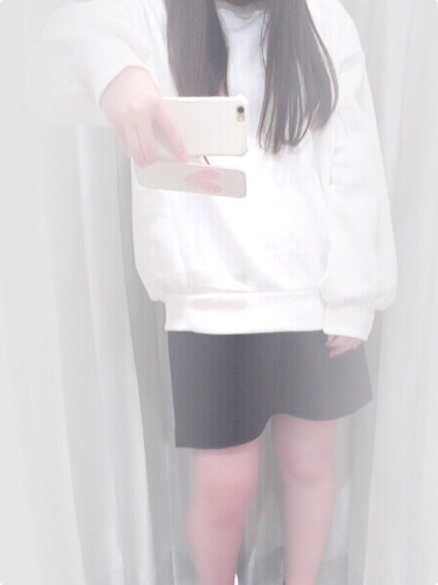 くぱぁ欲しい人いませんか

らぶりつしてくれた人に配布します💓

#パイ凸
#裏アカ女子