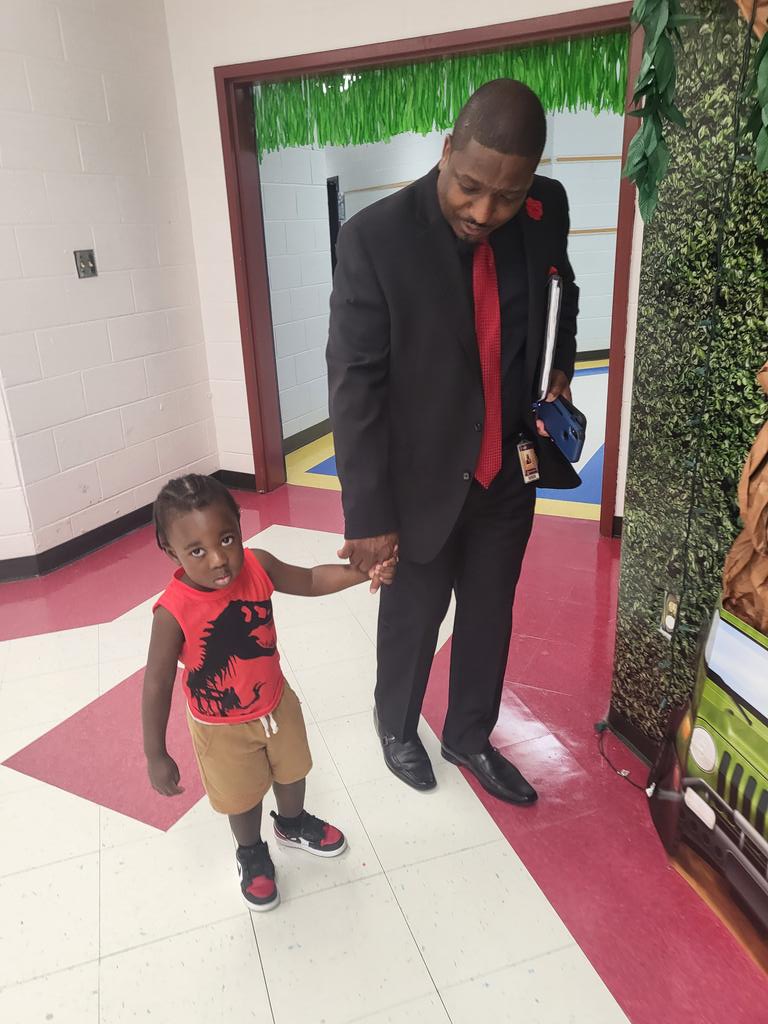 Hopkins Elementary School tweet media