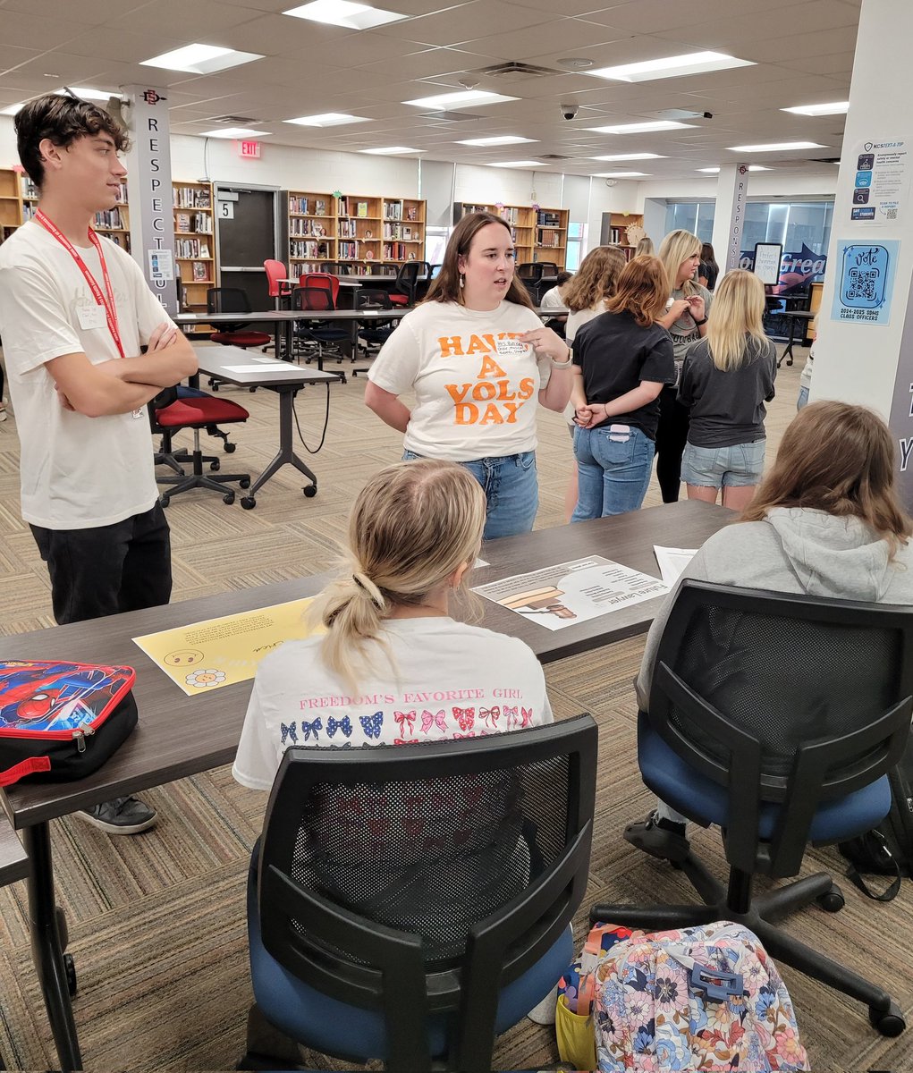 South Doyle High School Library tweet media