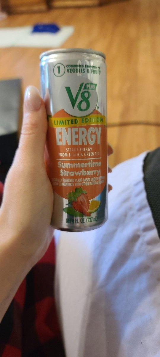 SmolForestElf's tweet image. My junk food loving self has gotten back into health foods and drinks.