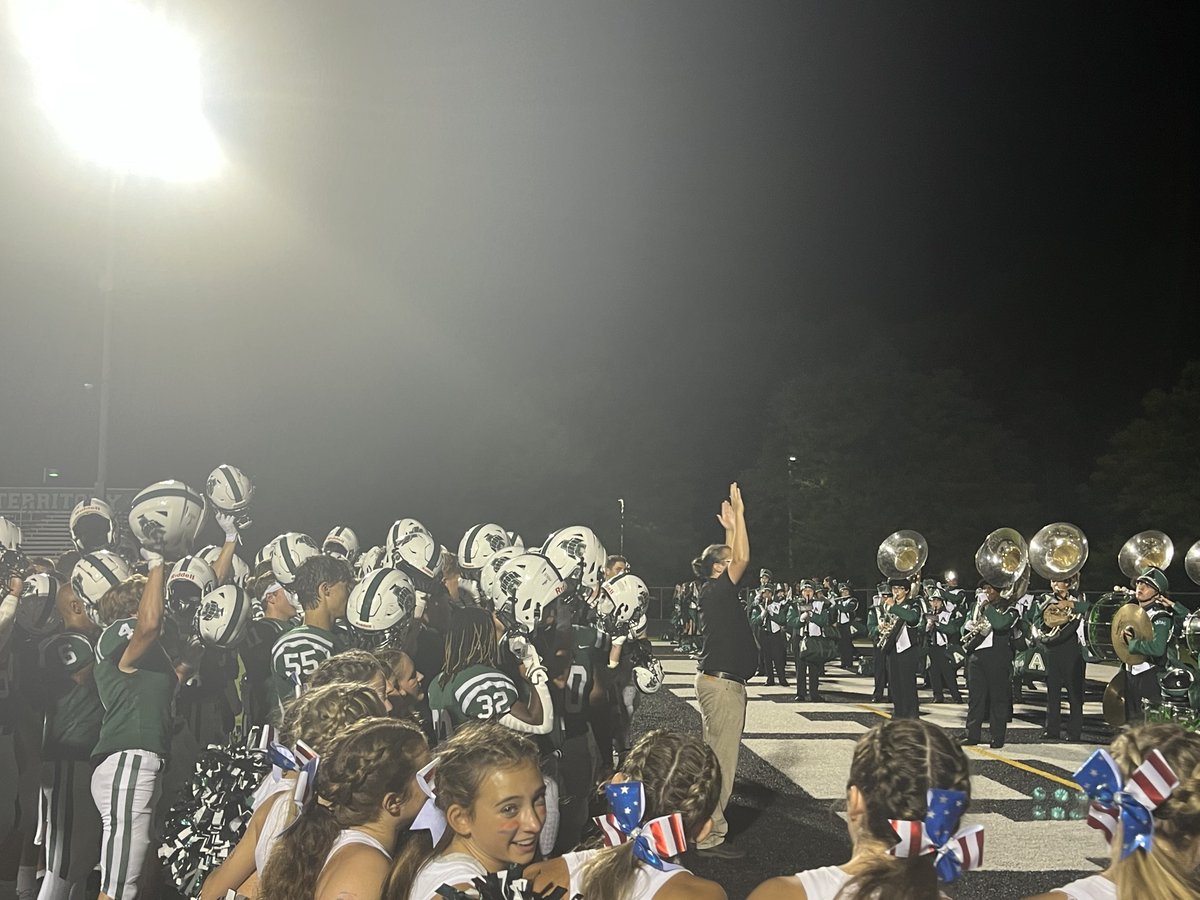 Tony Bogan (@tboges2010) on Twitter photo Final from Veterans Stadium:
<a href="/GreenmenFB/">Greenmen Football</a> 48
<a href="/LW_Football/">Lutheran West Football</a> 0
Greenmen roll thanks to a dominant first-half performance.
<a href="/SportsKee1/">KeeOnSports</a> <a href="/auroraathletics/">Aurora Athletics</a> Final from Veterans Stadium:
<a href="/GreenmenFB/">Greenmen Football</a> 48
<a href="/LW_Football/">Lutheran West Football</a> 0
Greenmen roll thanks to a dominant first-half performance.
<a href="/SportsKee1/">KeeOnSports</a> <a href="/auroraathletics/">Aurora Athletics</a>