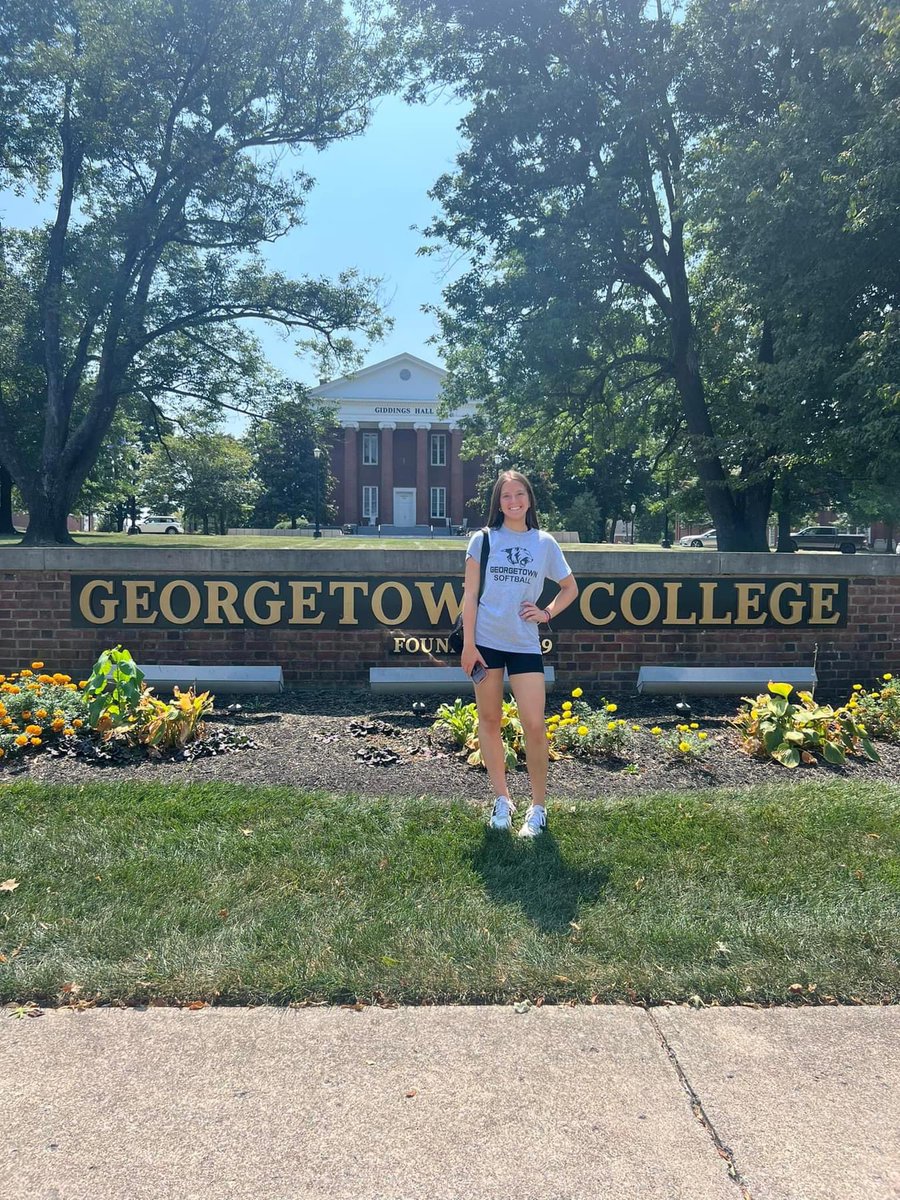 Malana Hamm (@malanahamm) on Twitter photo Great day at Georgetown today! Thank you to the players and Coaches. Big thank you to <a href="/GC_CoachT/">Thomas Thornton</a> for the offer!๐งก Great day at Georgetown today! Thank you to the players and Coaches. Big thank you to <a href="/GC_CoachT/">Thomas Thornton</a> for the offer!๐งก