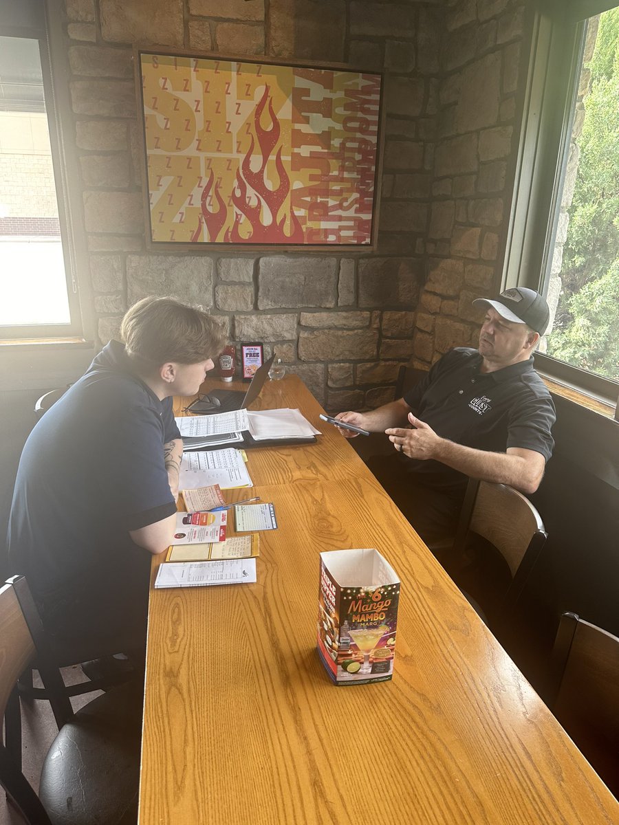 Lusarreta77's tweet photo. Validation day! Congratulations Adam! we are so excited about you completing your MID training and joining the Blaine team! You became a ChiliHead from day one. Tallest MGR in Blaine “I got the TV’s and high dust” 🤣🤣 #chilisclean #EGC 🌶️’S♥️
@BKaltved @LynAj4 @NicholasBPaxton @train3rgirl