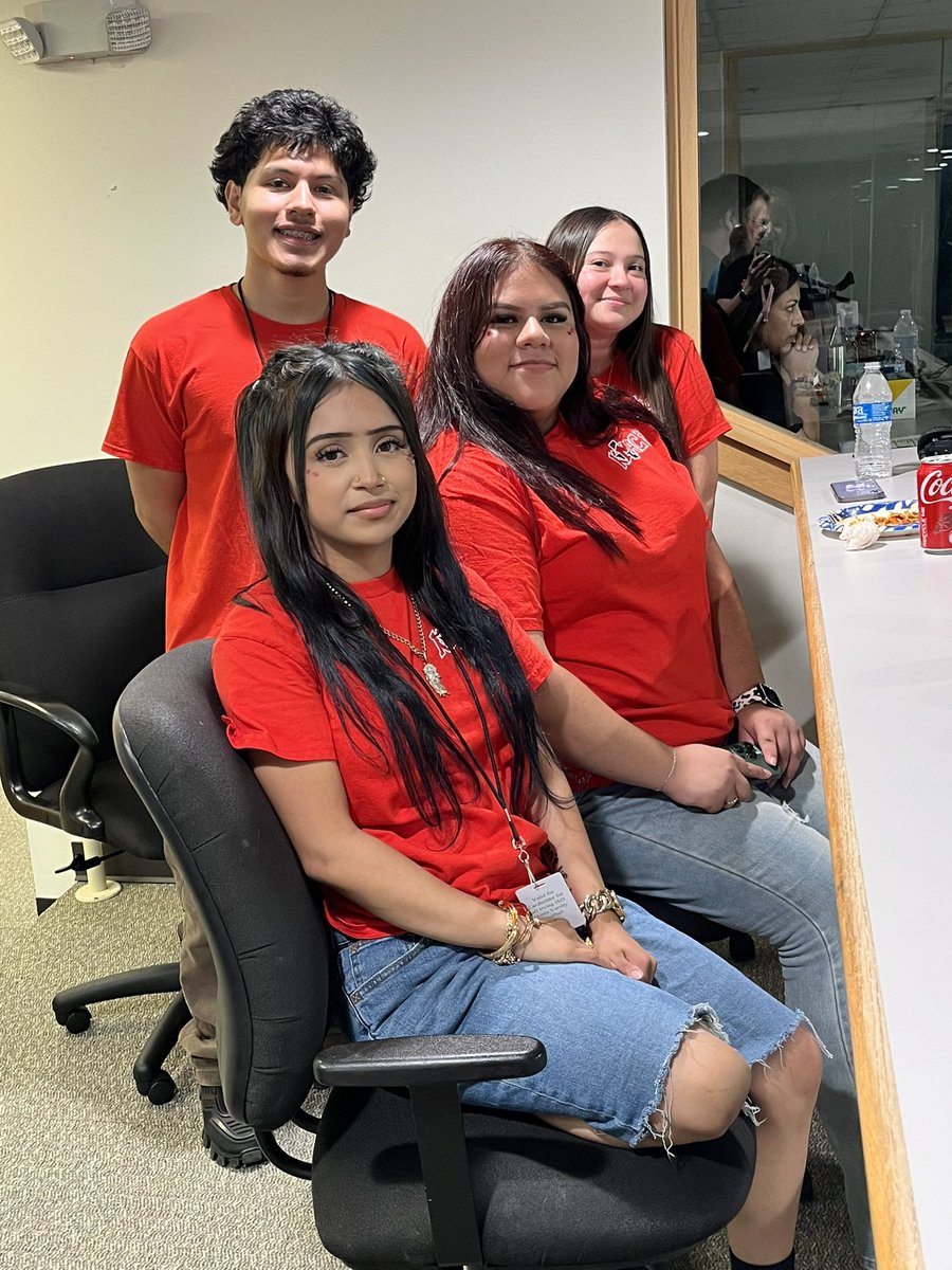 MHS KMAC tweet media