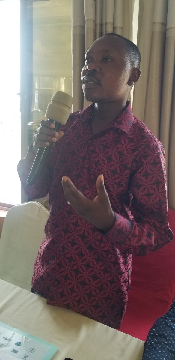 LetuProjet's tweet photo. #RDC: Protégeons nous lors dela traversée aux #frontieres en observant les mesures barrieres.#Mpox n'epargne personne,meme les #FPCT. @mbiya_gedeon alerte les participants au lancement du @LetuProjet a #Kamanyola @intalert @SwedeninDRCongo @SwissDevCoop @SwedeninRW @MinComEx_cd https://t.co/dq0Mad6Jqa