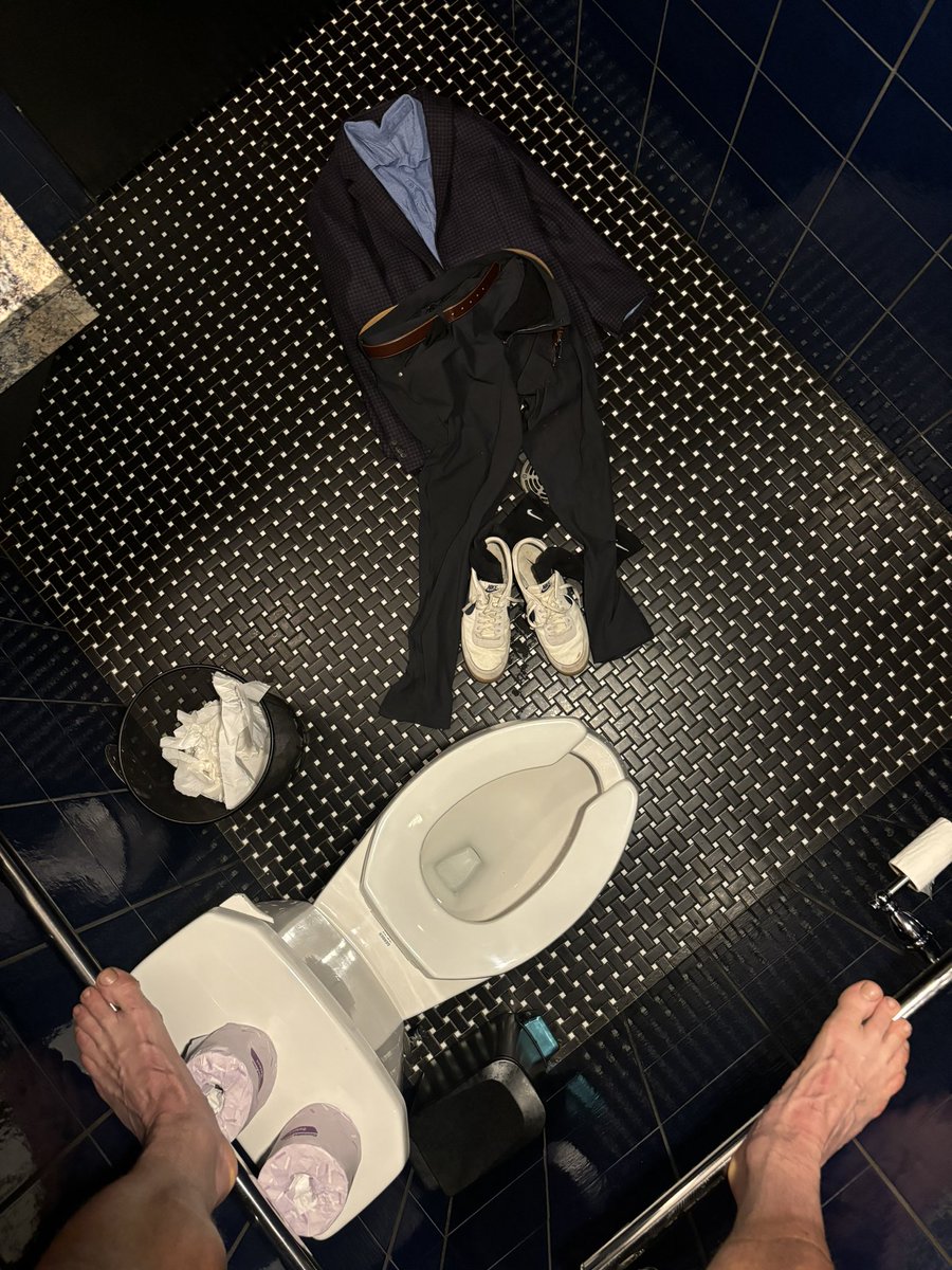 danjordan1_'s tweet image. 