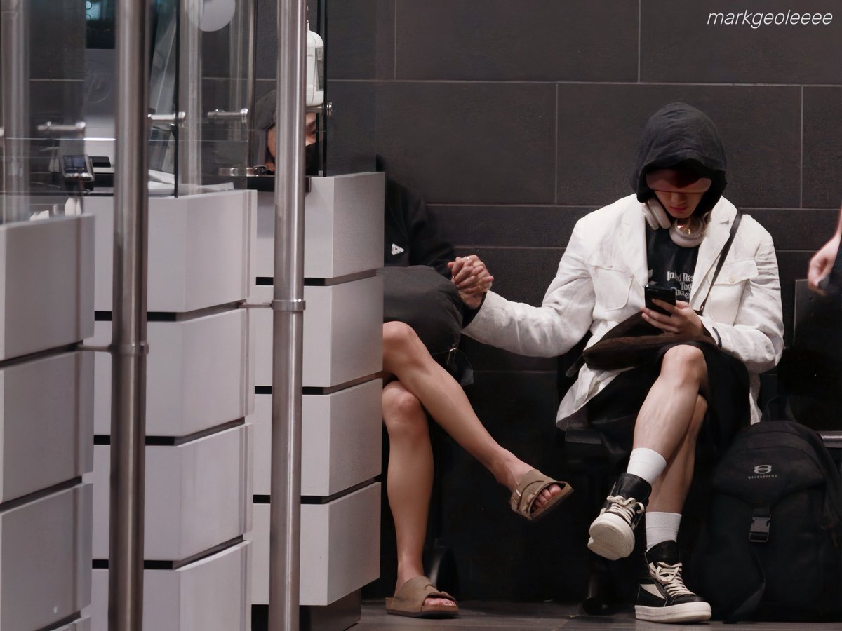 markgeoleeee's tweet image. 240830 BOG 

고생했어 🫶🏻

#마크 #해찬 
#MARK #HAECHAN 
#맠찬 #MARKHYUCK 
#NCTDREAM