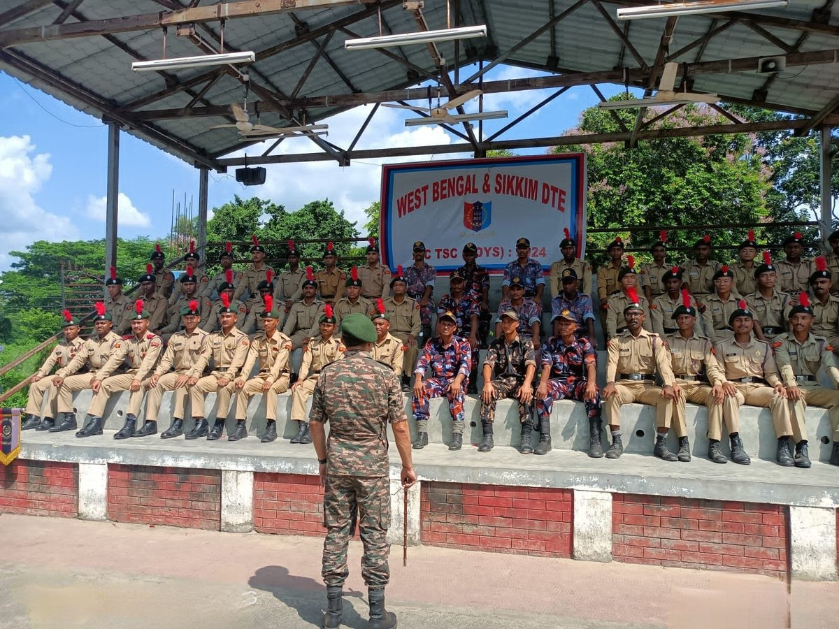 GOUSULAJAM3's tweet image. West Bengal &amp;amp; Sikkim DTE All India TSC team 2024
With our ADG Major General Vivek Tyagi
#AITSC 
#NCC 
@1biplabbiswas