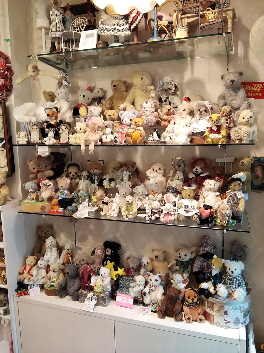 timeroman_doll's tweet photo. ■タイムロマンからのお知らせ■
心癒される可愛らしい
テディベア&アニマル達がお迎え待ちです🐻
是非、この機会にお越しくださいませ🌹
ショッピングはこちら
https://t.co/Qx1Pvcy8wG
#タイムロマン #timeroman #神戸 #テディベア #ベア https://t.co/AFoDXAz5yX
