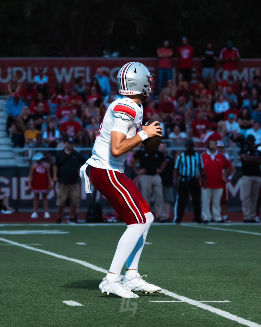 2-0 😄 

Great work tonight because we earned this one 🫡 24-7 W 🐏 1 Passing Touchdown 🙏🏼 Shout out again to my Offensive Line for stepping up to the challenge against one of the best front 7 in the state 💪🏼  #GoIrish ☘️ <a href="/LMRamsFootball/">Lake Mary Football</a> <a href="/Adamdon3/">Adam Donnelly</a> <a href="/baylintrujillo/">Baylin Trujillo</a> #BTruQBTraining