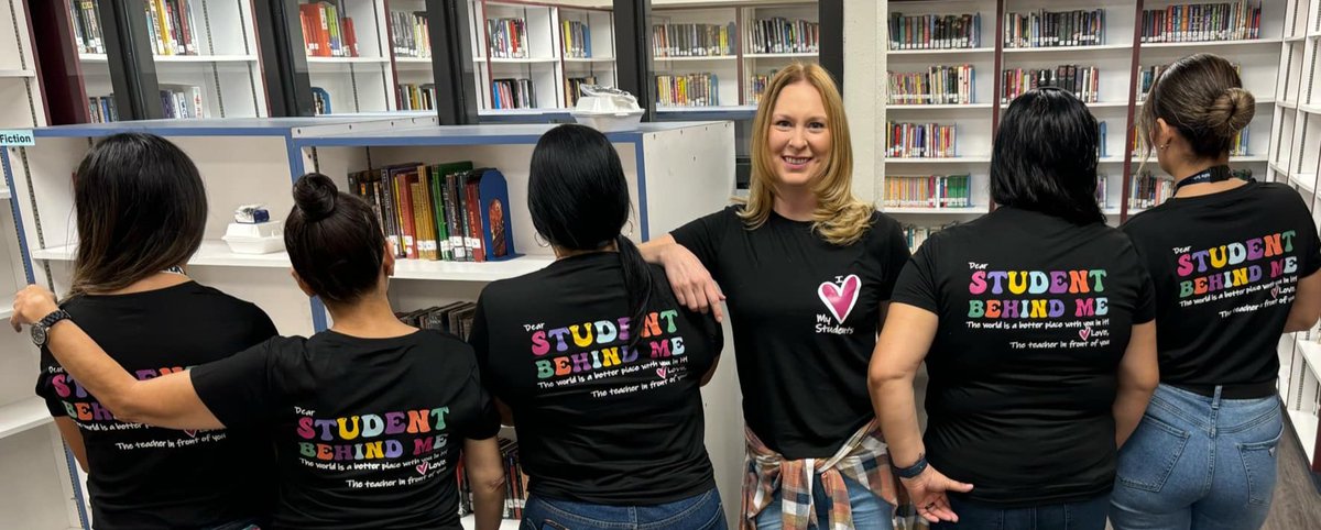 💙🧡𝐈𝐭 𝐭𝐚𝐤𝐞𝐬 𝐚 𝐕𝐢𝐥𝐥𝐚𝐠𝐞! We Love our Students 🧡💙 <a href="/MsScienceBarbie/">mindy_sam_science</a>  <a href="/FORtheValley_DM/">Daniel Medina</a>